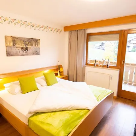Almhotel Bergerhof Sarentino