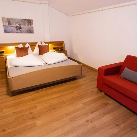 Almhotel Bergerhof Hotel 3*