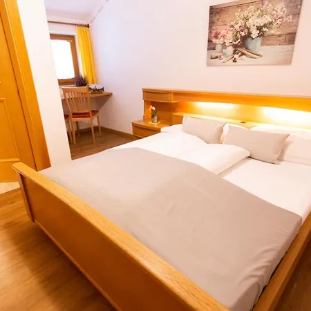 Hotel Almhotel Bergerhof Sarentino