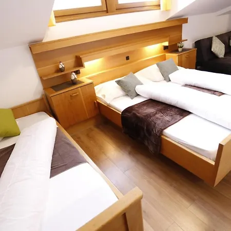 Almhotel Bergerhof Sarentino